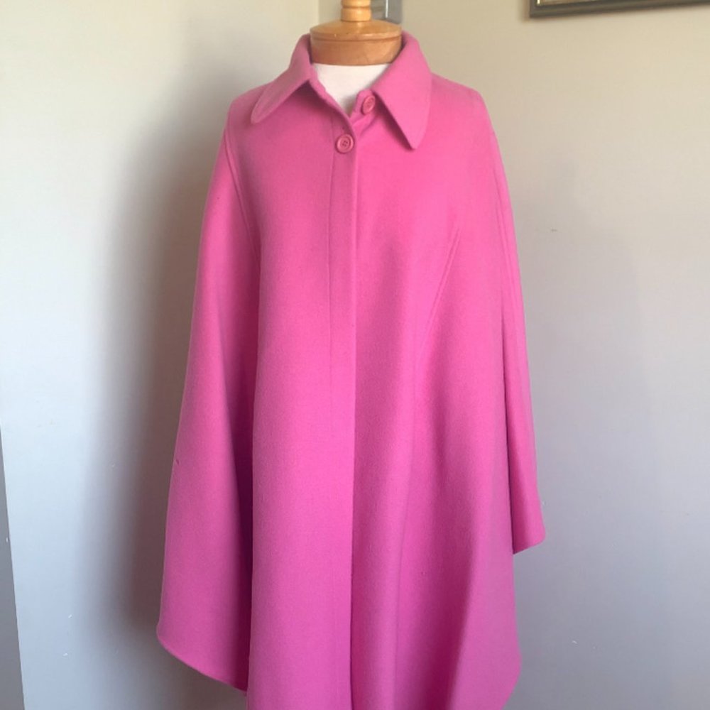 Pink Wool Harvé Benard Cape